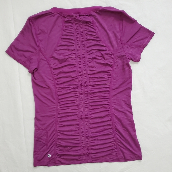 Like New Lululemon Push Yourself Run/Do it Now Tee - Picture 4 of 7